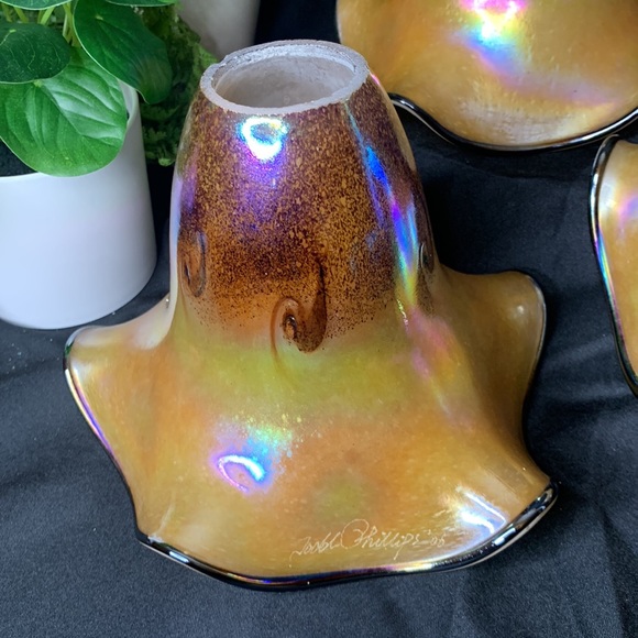 Set of 3 signed Quoizel Todd Philips 2006 art glass pendant light fixtures/shade - Picture 3 of 10